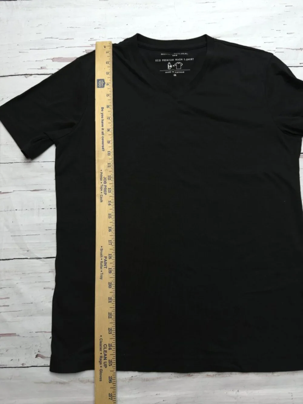 Banana Republic Eco Premium Wash V-Neck T-Shirt Black M Minimalist Basic